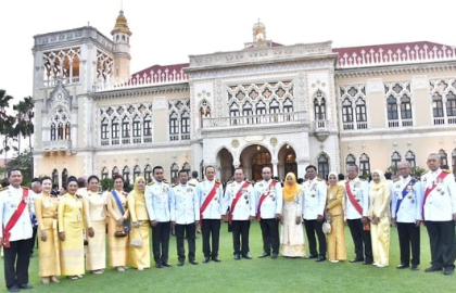 3794A8AD 65CE 4570 917A 7311D9A47497